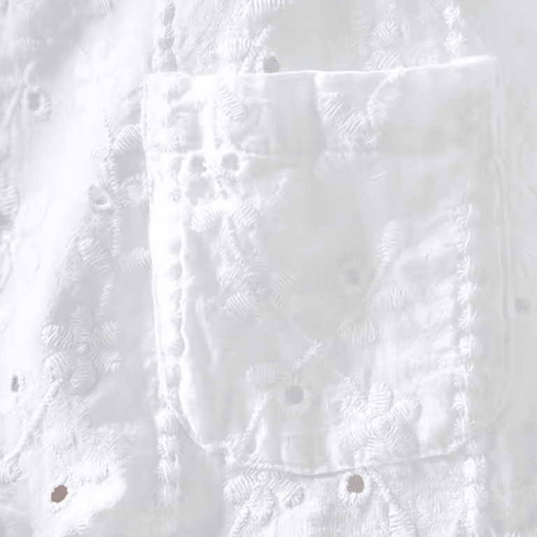 Chemise blanche femme brodée motifs floraux (5)