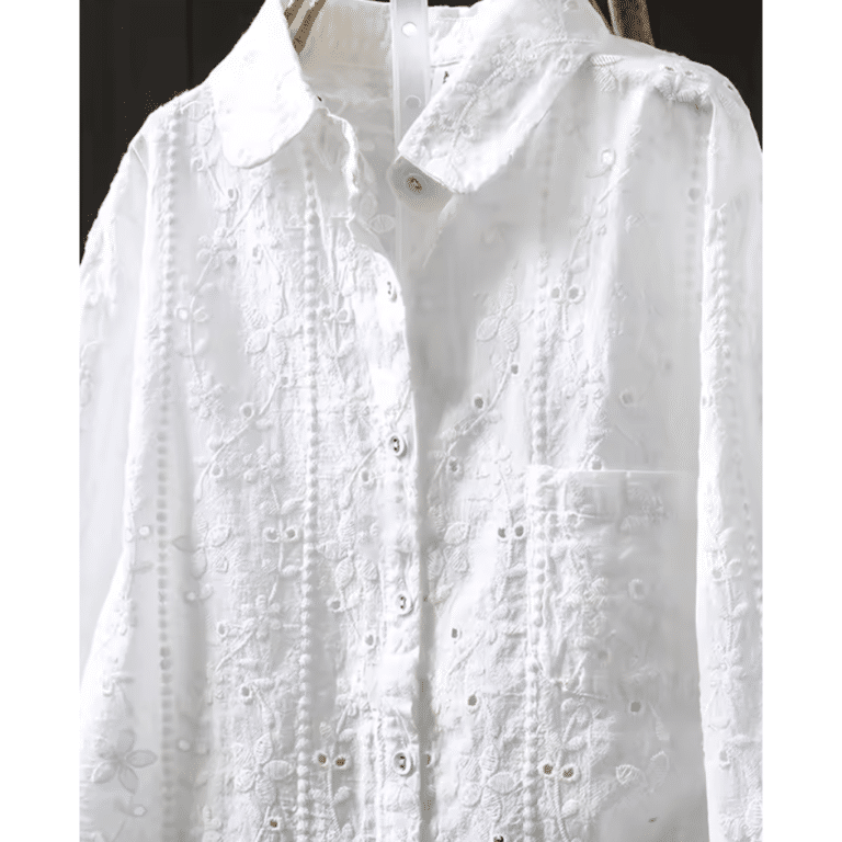 Chemise blanche femme brodée motifs floraux (6)