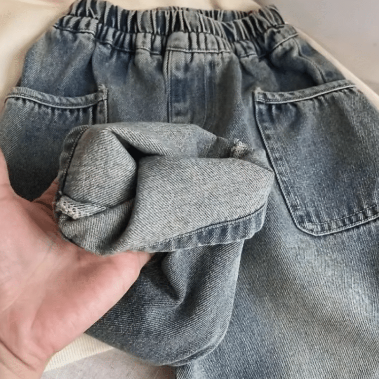 Jean enfant bleu coupe relax (4)