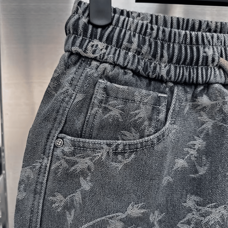 Jean homme ample motifs floraux taille élastique (1)