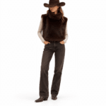 Look western avec gilet en fourrure brune