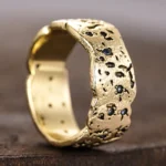 Bague rustique martelée