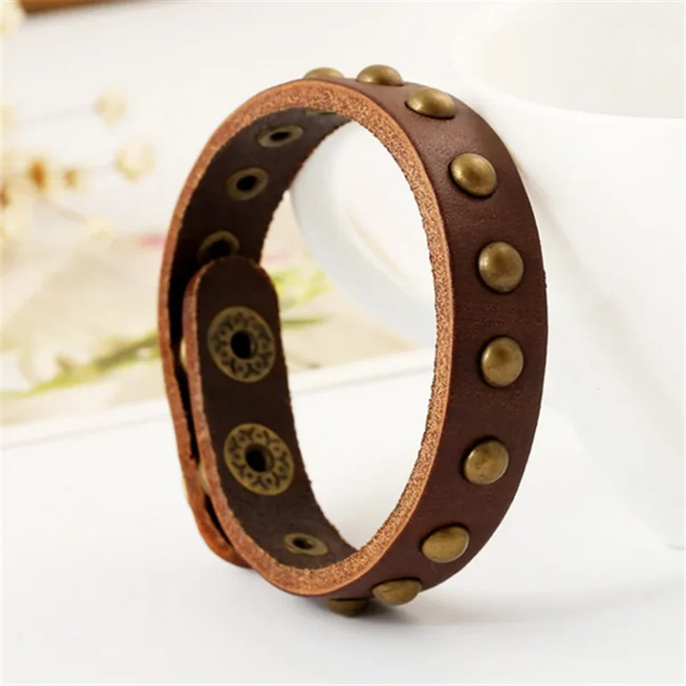 Bracelet cuir homme rivet