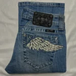 Jean cowboy femme motif d’ailes