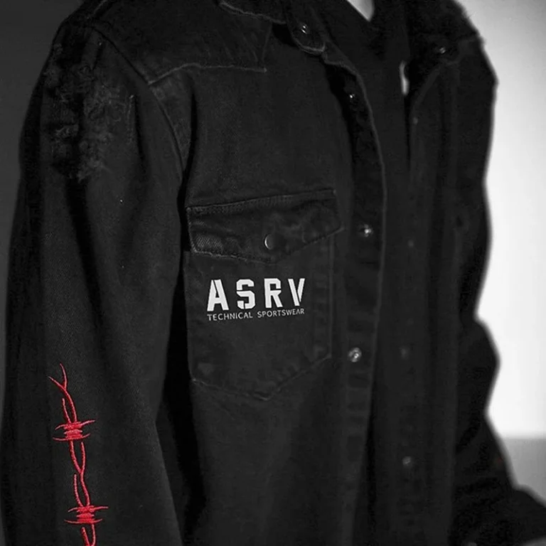 Veste jean noir skull rouge vintage